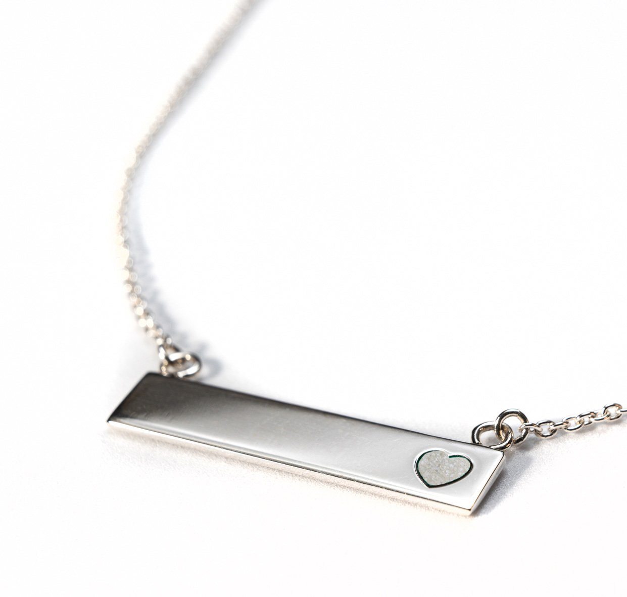 Sterling Silver Bar Necklace with Heart Everence Inlay everence.life Pearl