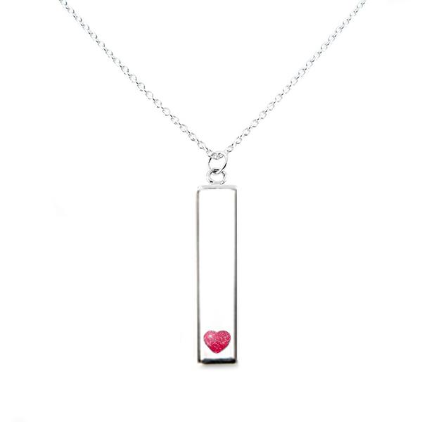 Sterling Silver Bar Pendant Necklace with Heart Everence Inlay everence.life Scarlet 